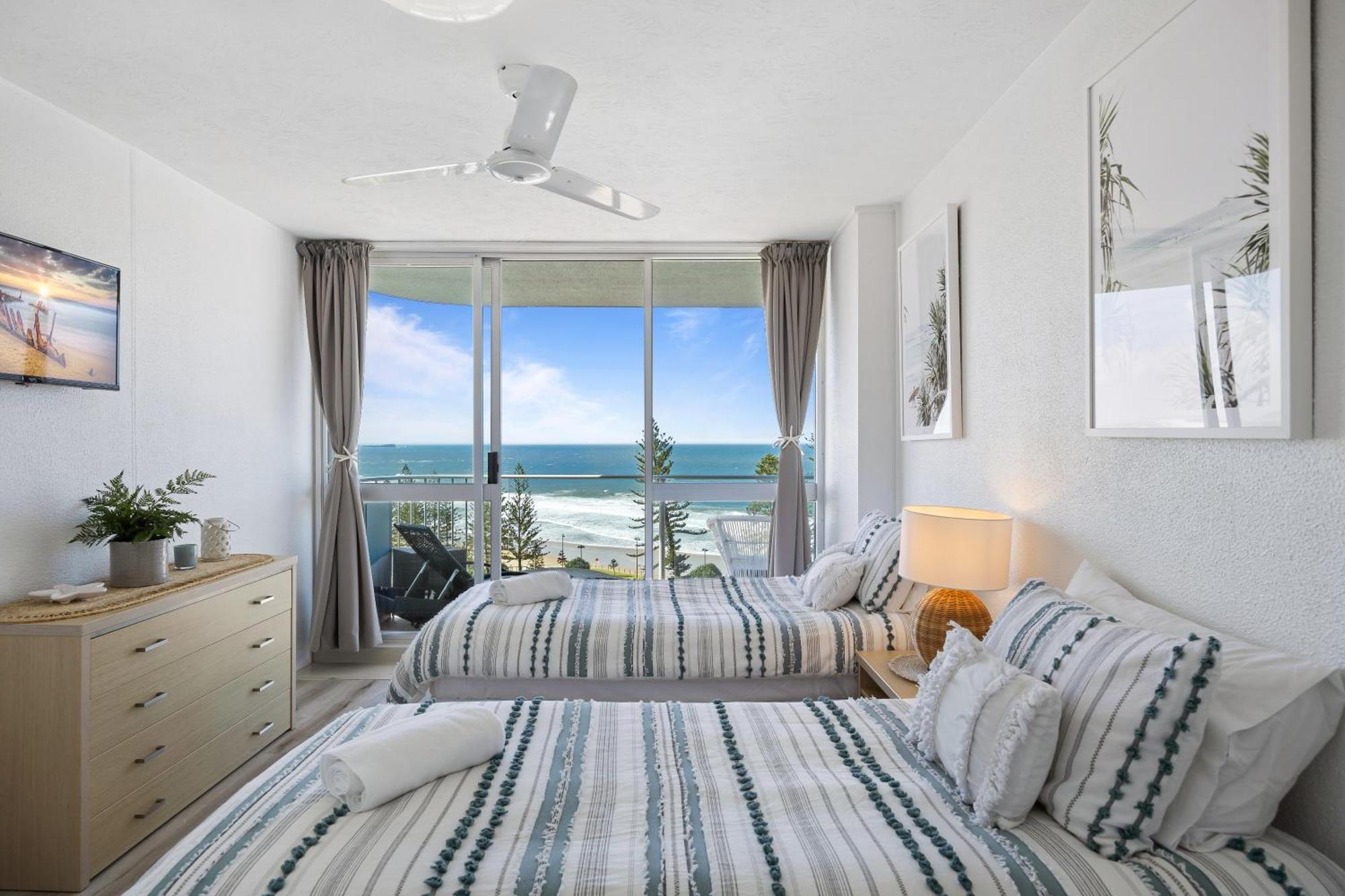 Mandolin Beachfront Resort Alexandra Headland Eksteriør billede